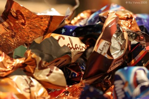 Team loading van with shop-fitting waste